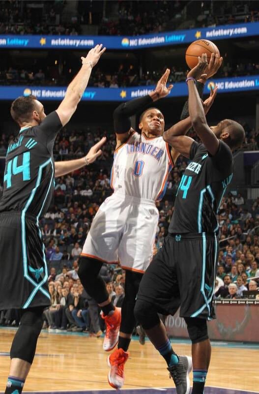 豹女穿墙Q 豹女穿墙Q